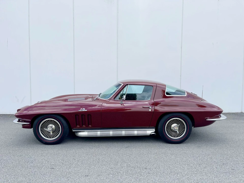 1966 Chevrolet Corvette C2 - Image 5 of 31