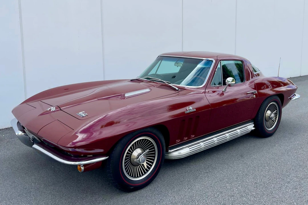 1966 Chevrolet Corvette C2 - Image 2 of 31