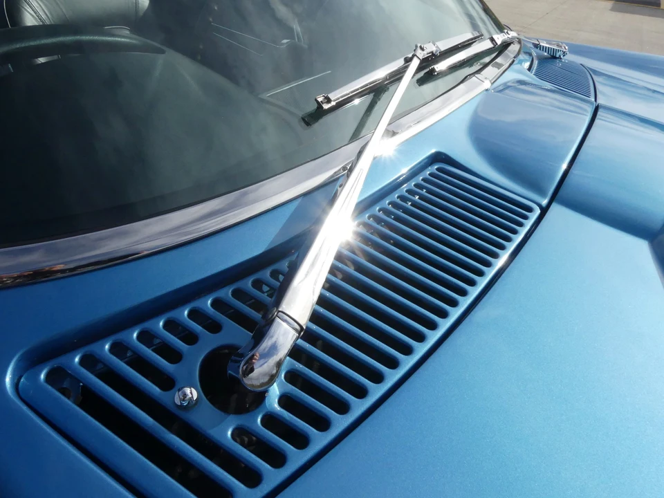 1966 Chevrolet Corvette C2 - Image 29 of 31