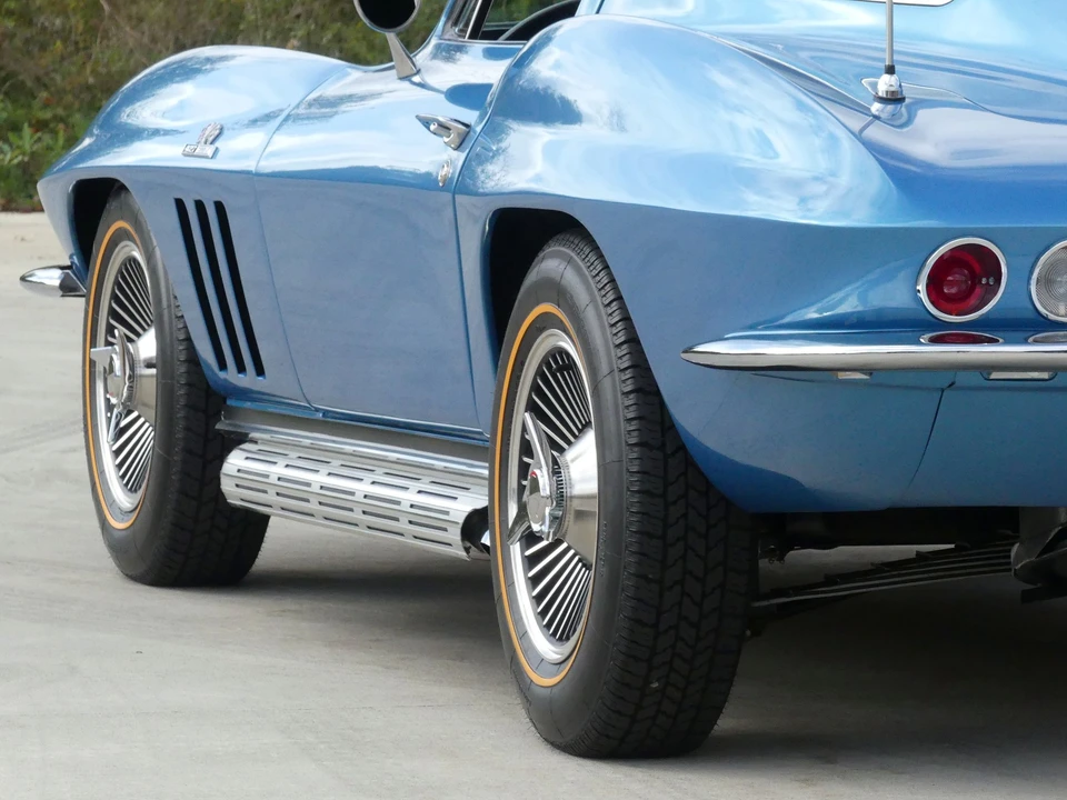 1966 Chevrolet Corvette C2 - Image 15 of 31