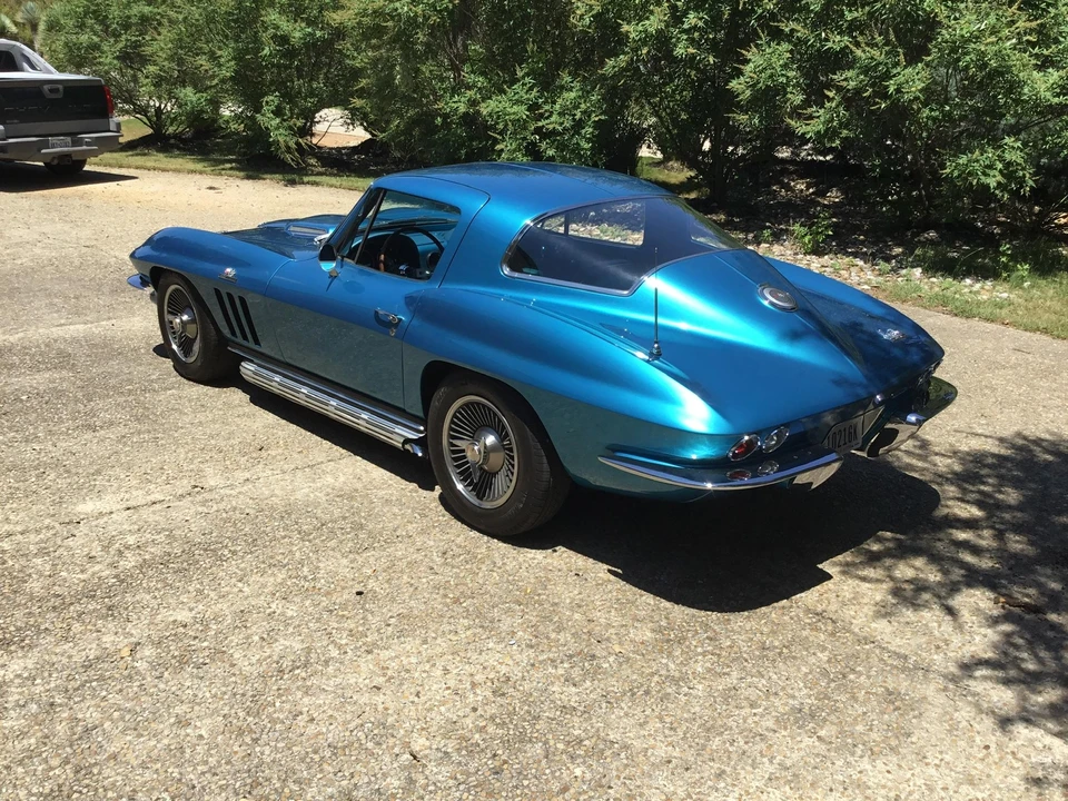 1966 Chevrolet Corvette C2 - Image 19 of 31