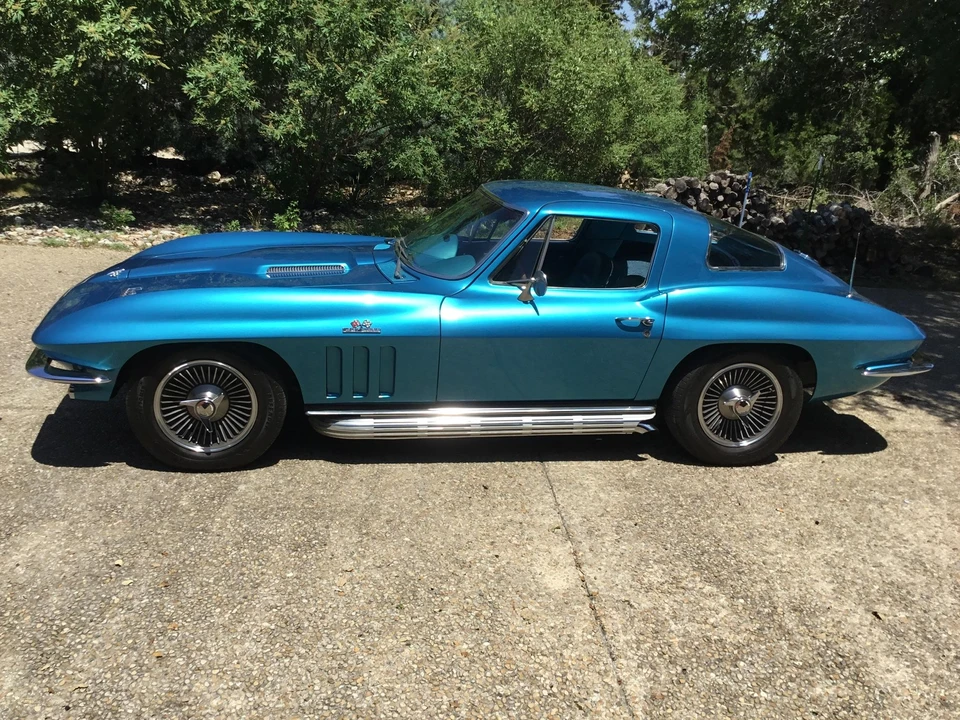 1966 Chevrolet Corvette C2 - Image 23 of 31