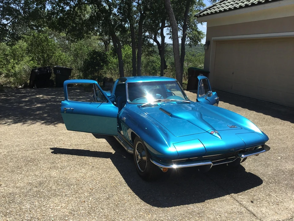 1966 Chevrolet Corvette C2 - Image 8 of 31