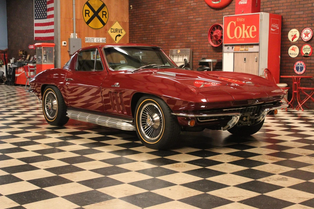 1966 Chevrolet Corvette C2 - Image 11 of 31