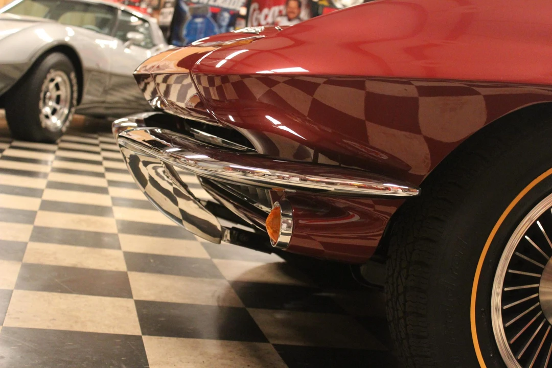 1966 Chevrolet Corvette C2 - Image 19 of 31