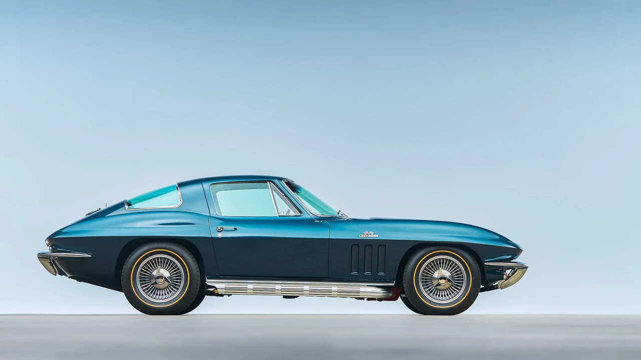 1966 Chevrolet Corvette C2 - Image 24 of 31