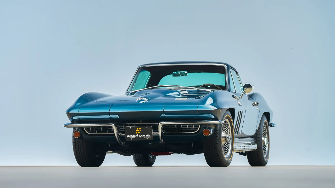 1966 Chevrolet Corvette C2 - Image 18 of 31