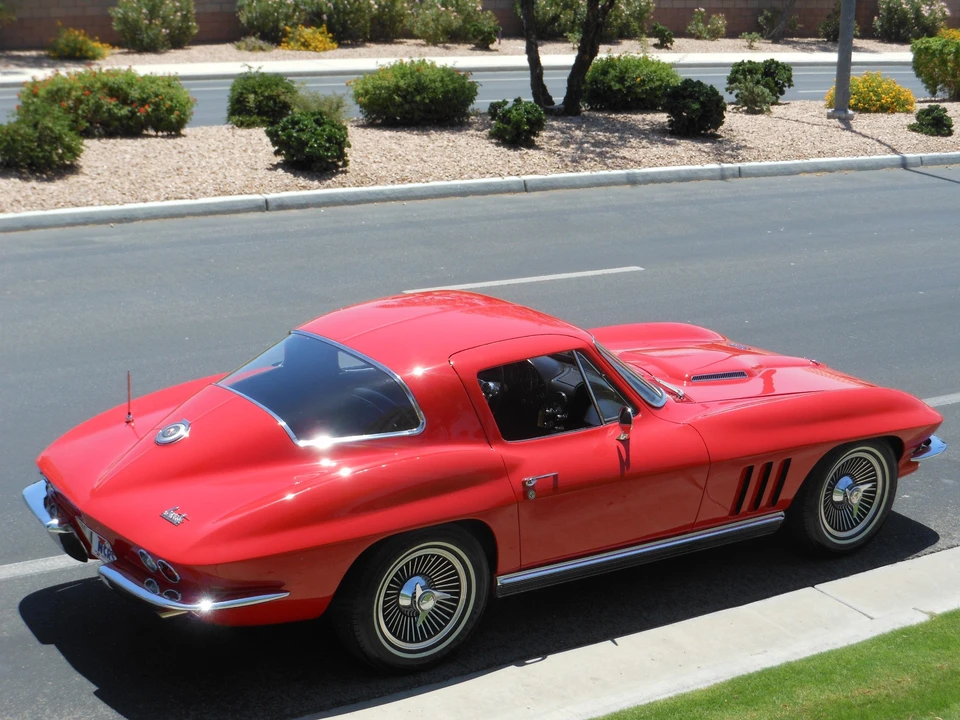 1966 Chevrolet Corvette C2 - Image 4 of 31