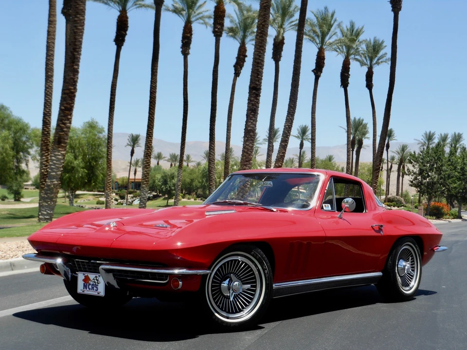 1966 Chevrolet Corvette C2 - Image 11 of 31