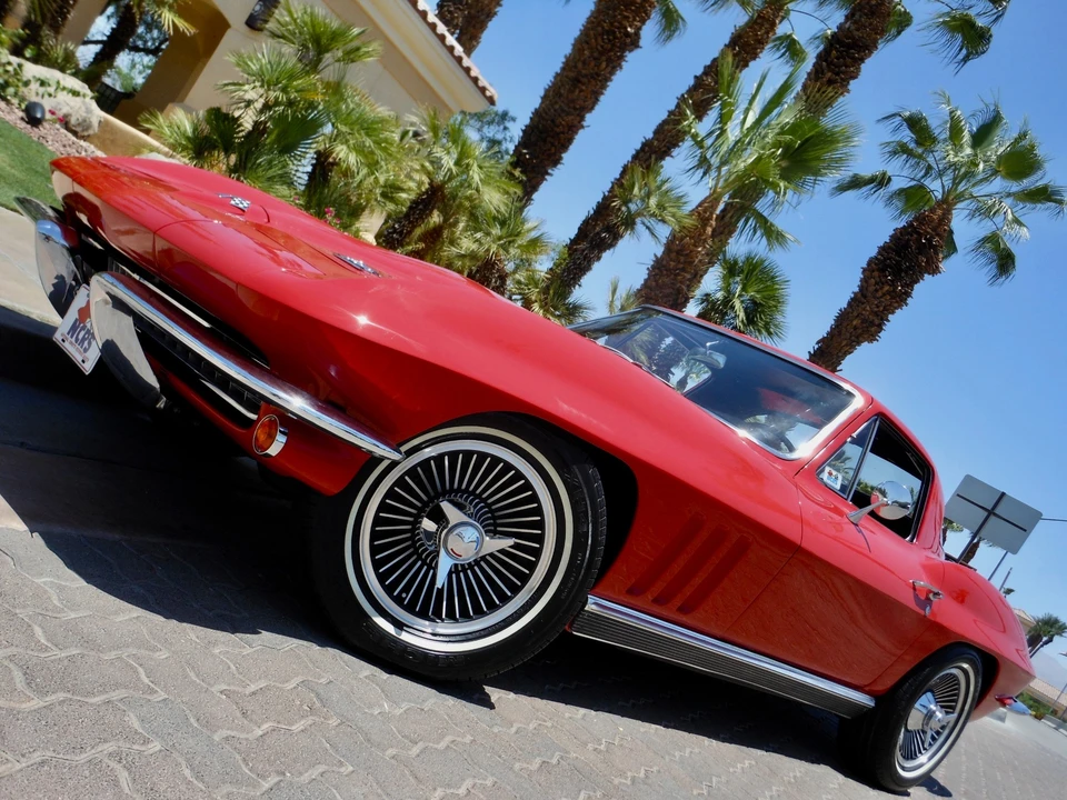 1966 Chevrolet Corvette C2 - Image 15 of 31