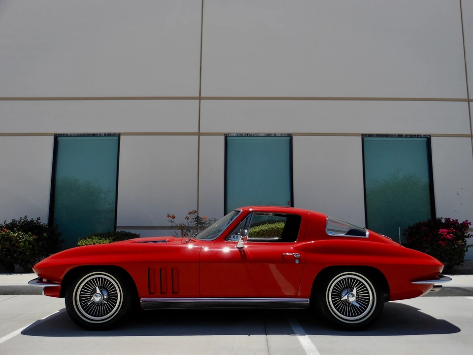 1966 Chevrolet Corvette C2 - Image 18 of 31