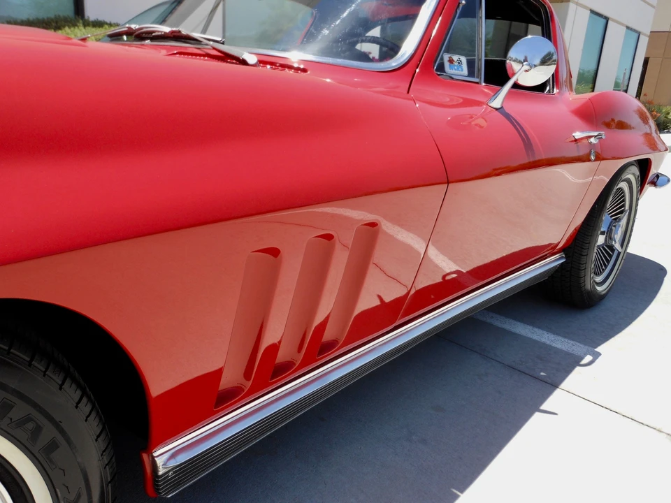 1966 Chevrolet Corvette C2 - Image 24 of 31