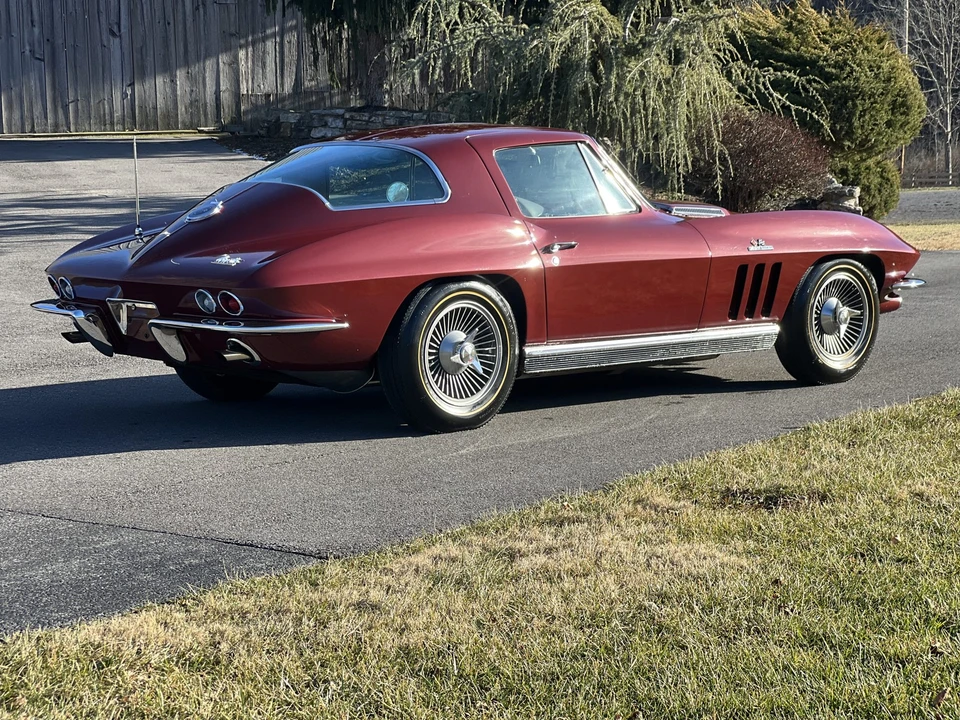 1966 Chevrolet Corvette C2 - Image 7 of 31