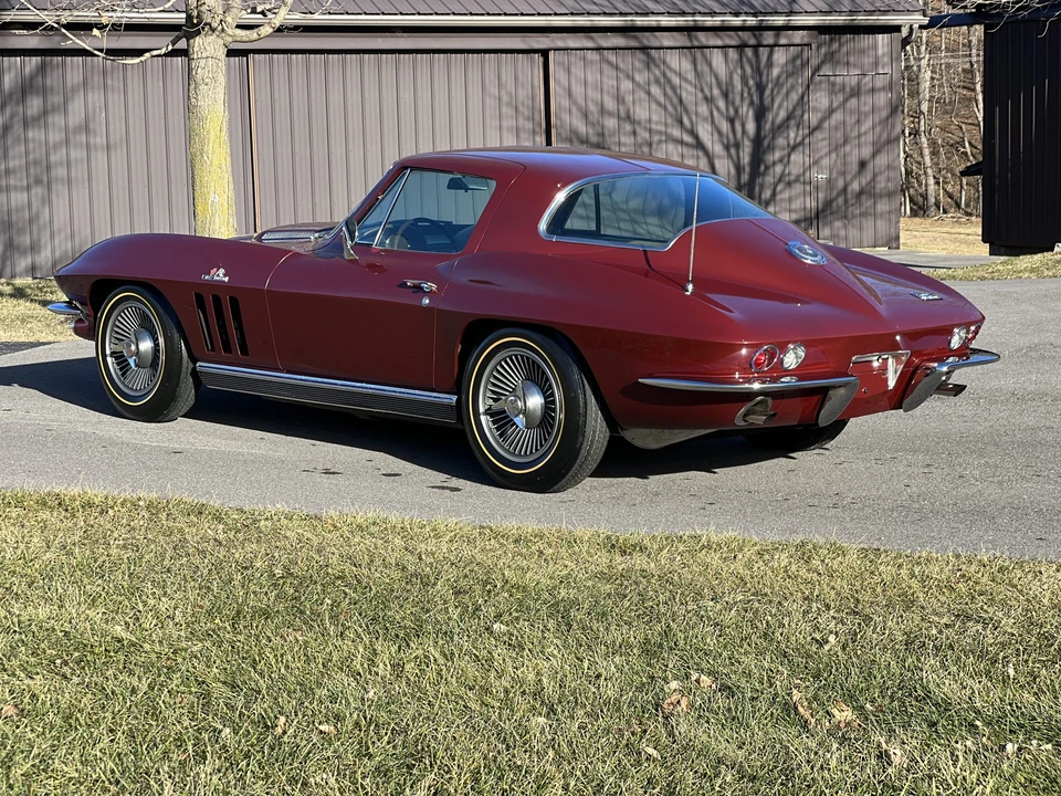 1966 Chevrolet Corvette C2 - Image 4 of 31