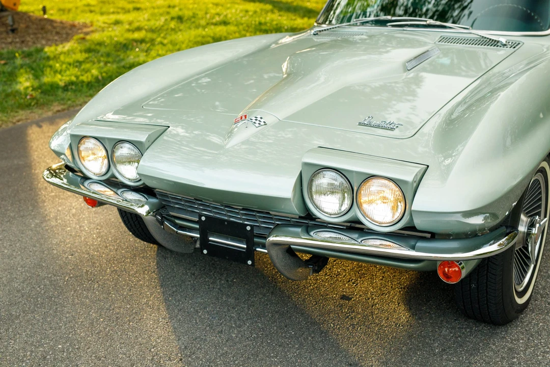 1966 Chevrolet Corvette C2 - Image 30 of 31