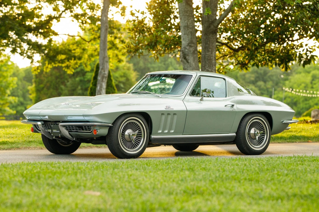 1966 Chevrolet Corvette C2 - Image 4 of 31