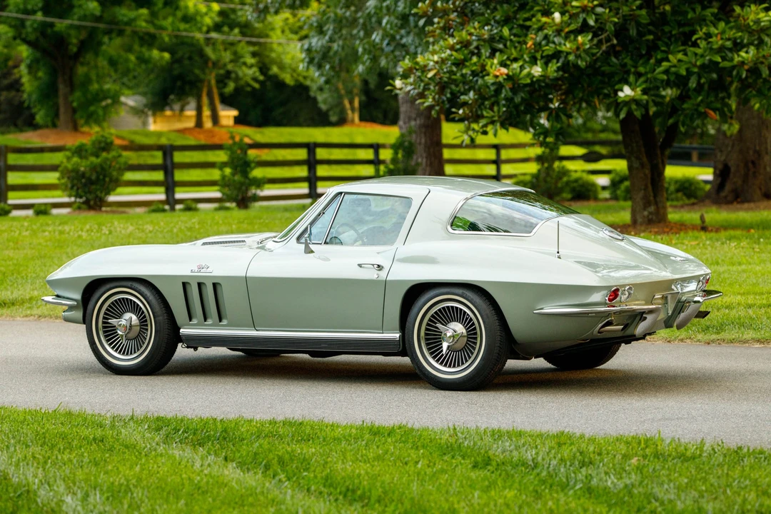 1966 Chevrolet Corvette C2 - Image 7 of 31