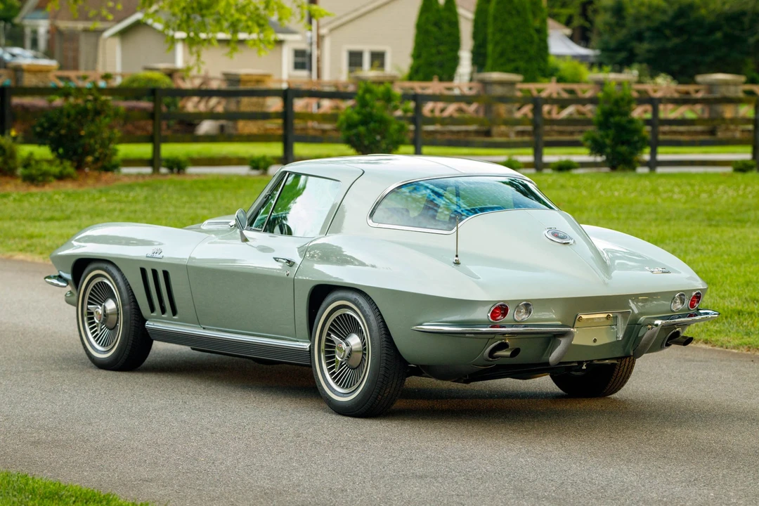 1966 Chevrolet Corvette C2 - Image 9 of 31