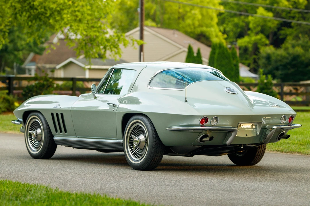 1966 Chevrolet Corvette C2 - Image 10 of 31