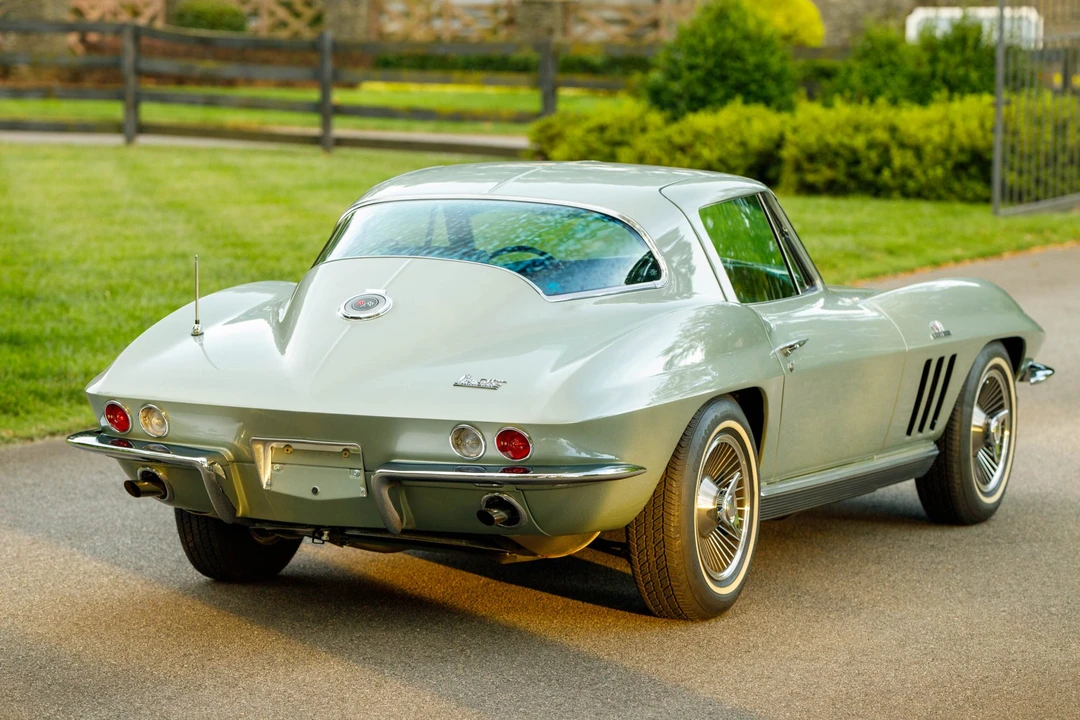 1966 Chevrolet Corvette C2 - Image 15 of 31