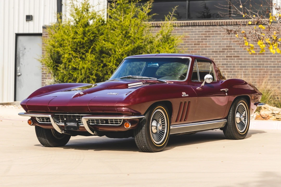1966 Chevrolet Corvette C2 - Image 1 of 31