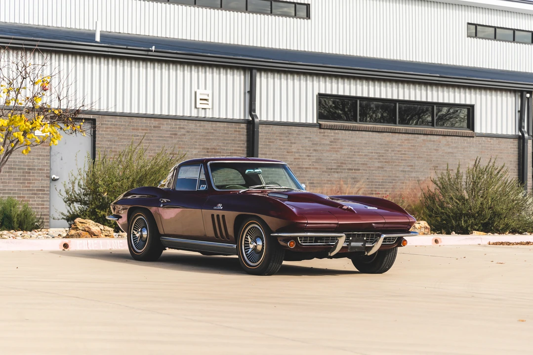 1966 Chevrolet Corvette C2 - Image 18 of 31