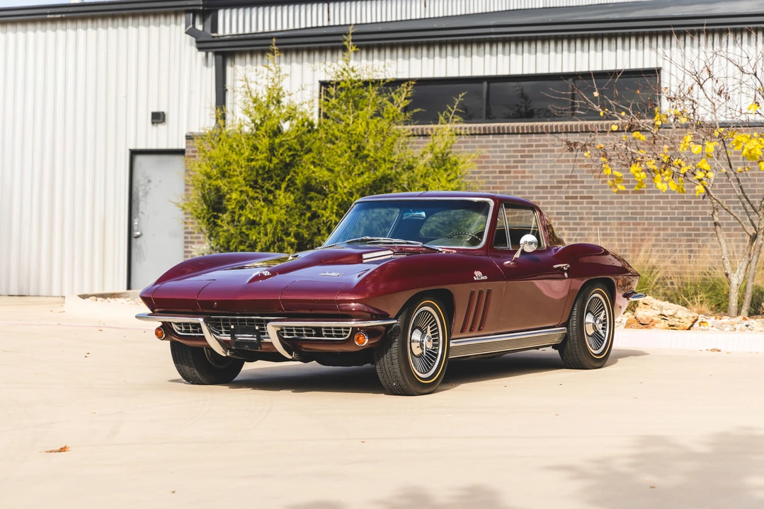 1966 Chevrolet Corvette C2 - Image 4 of 31