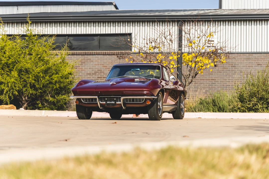 1966 Chevrolet Corvette C2 - Image 3 of 31