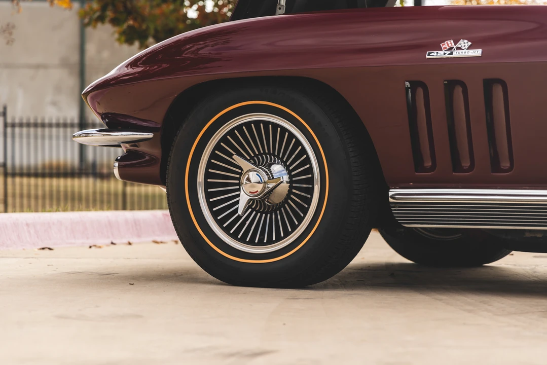 1966 Chevrolet Corvette C2 - Image 26 of 31