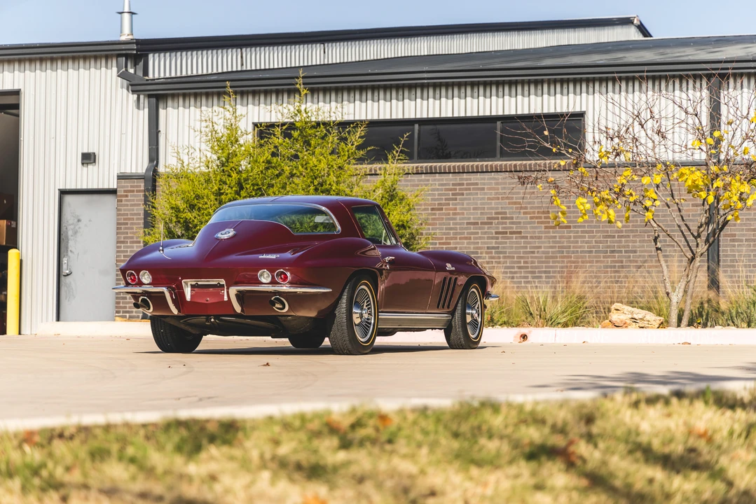 1966 Chevrolet Corvette C2 - Image 12 of 31