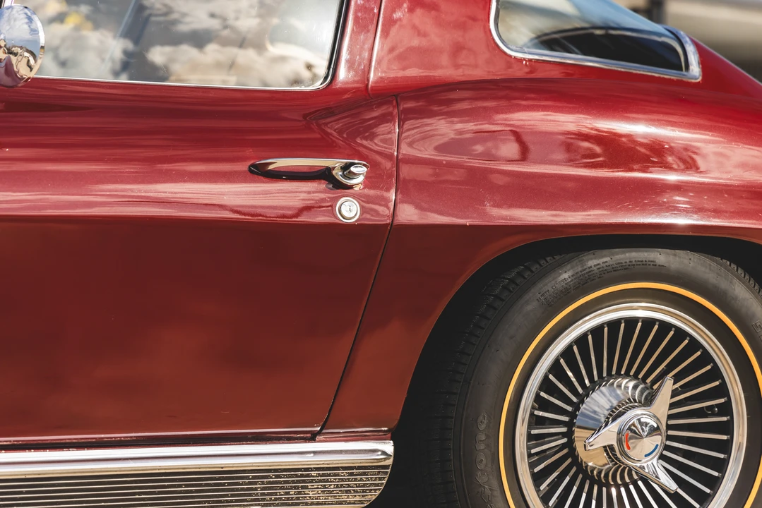 1966 Chevrolet Corvette C2 - Image 30 of 31