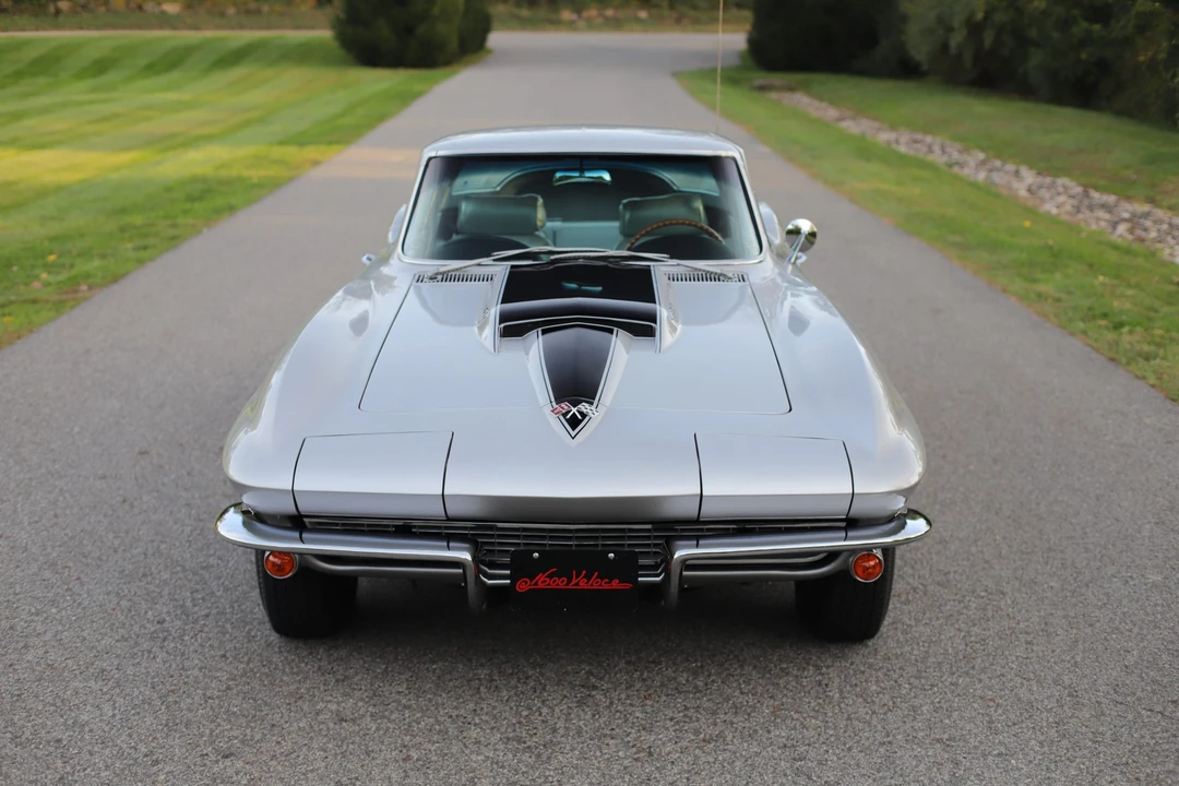 1966 Chevrolet Corvette C2 - Image 7 of 31