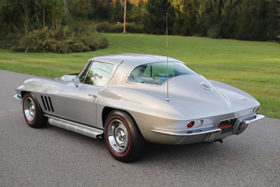 1966 Chevrolet Corvette C2 - Image 22 of 31