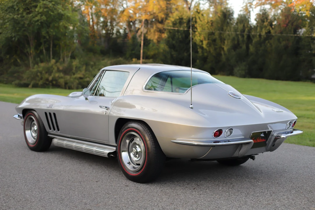 1966 Chevrolet Corvette C2 - Image 21 of 31