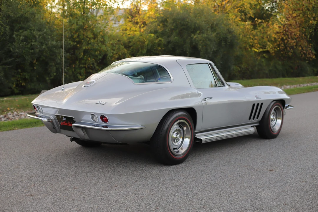 1966 Chevrolet Corvette C2 - Image 14 of 31