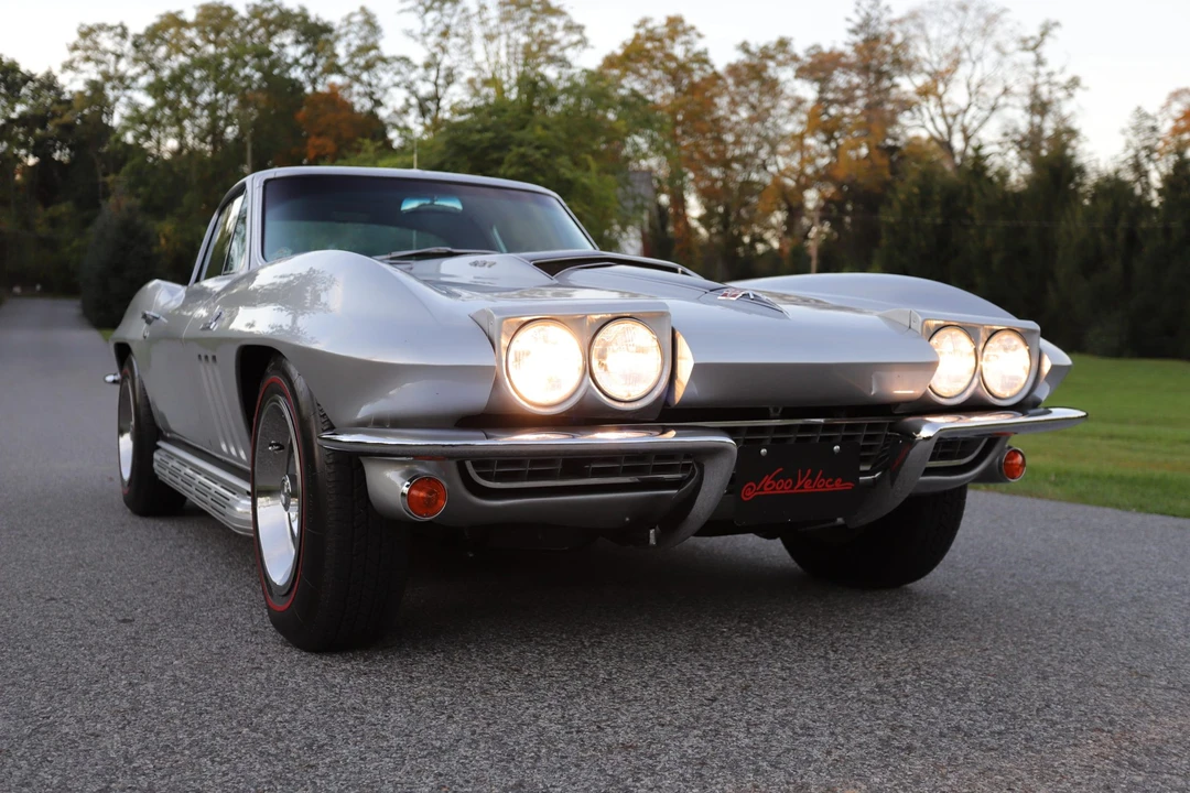 1966 Chevrolet Corvette C2 - Image 27 of 31