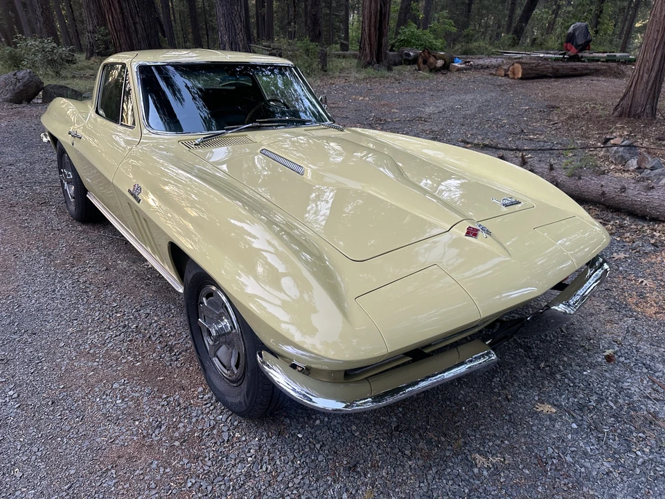 1966 Chevrolet Corvette C2 - Image 19 of 31