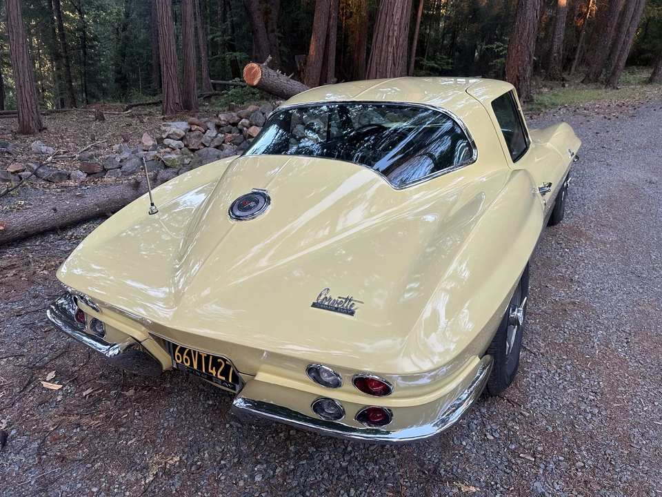 1966 Chevrolet Corvette C2 - Image 15 of 31
