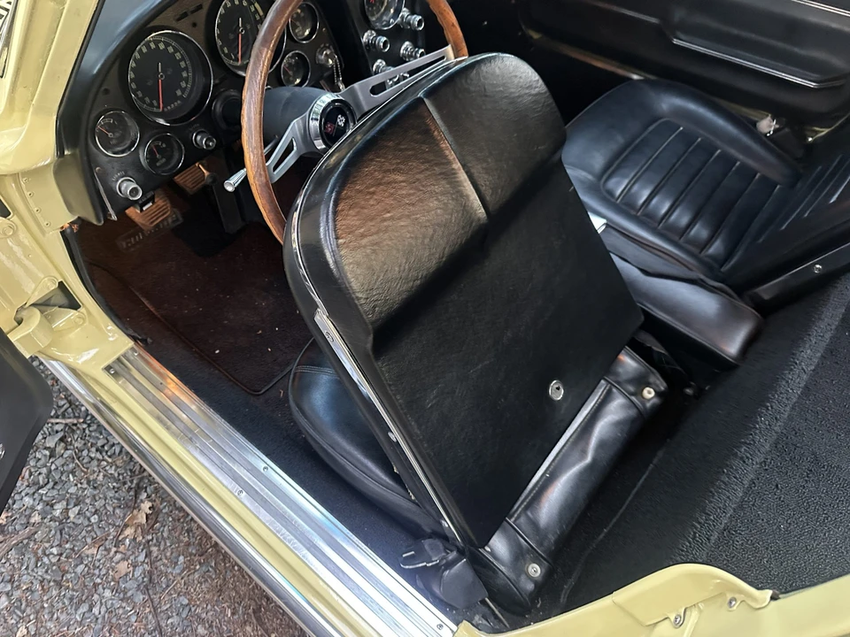1966 Chevrolet Corvette C2 - Image 31 of 31