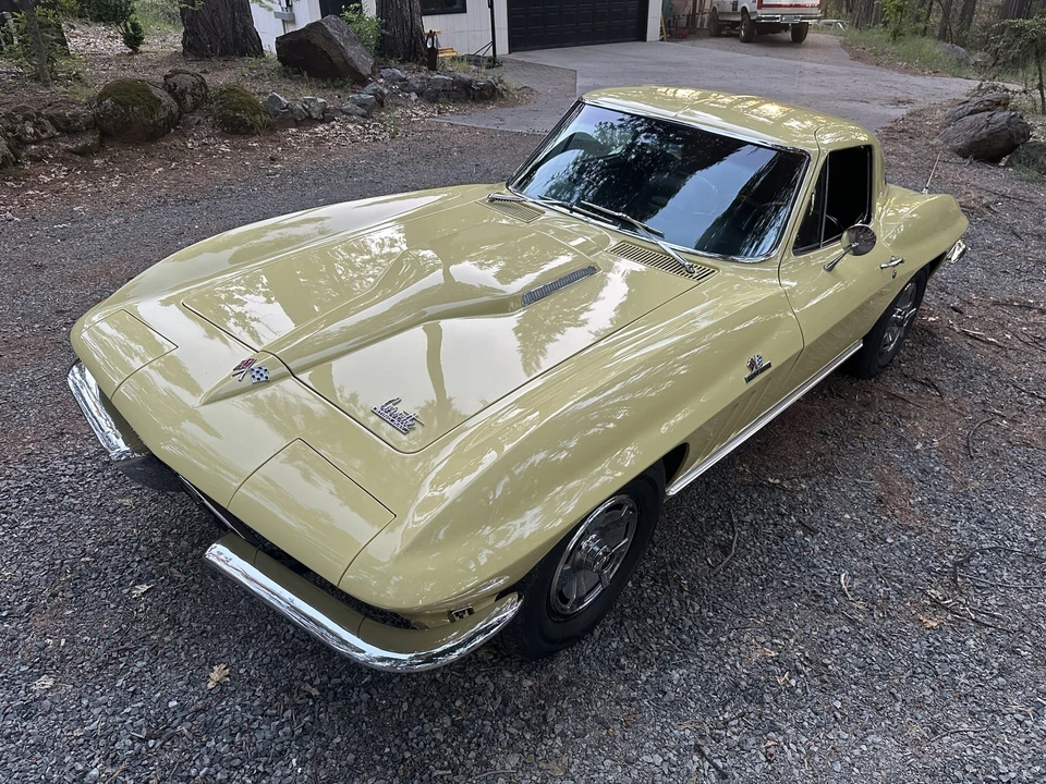 1966 Chevrolet Corvette C2 - Image 4 of 31