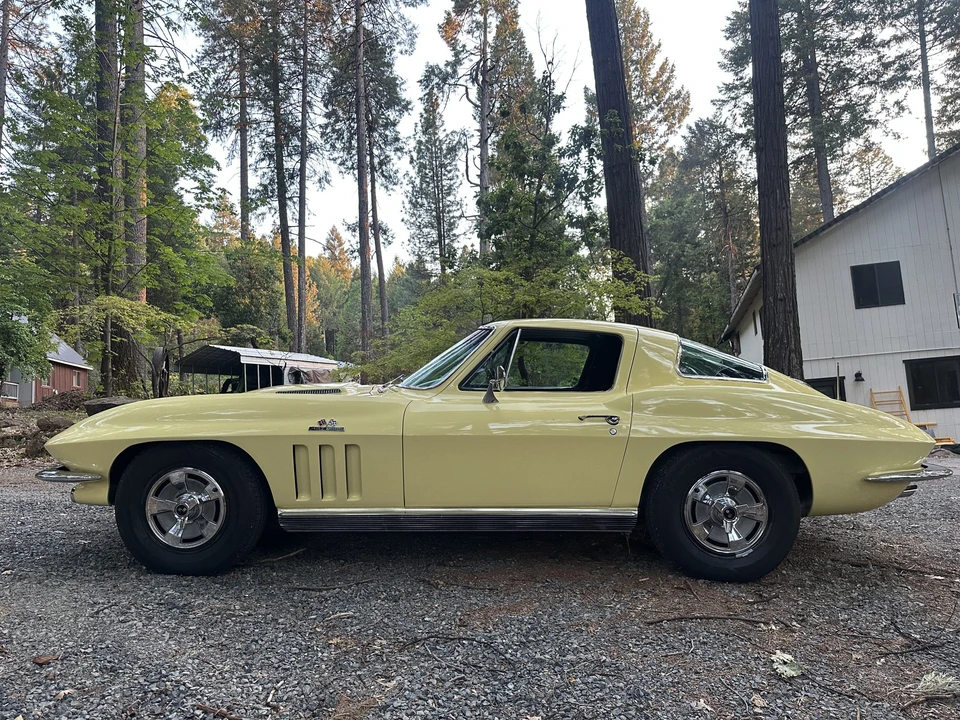 1966 Chevrolet Corvette C2 - Image 9 of 31