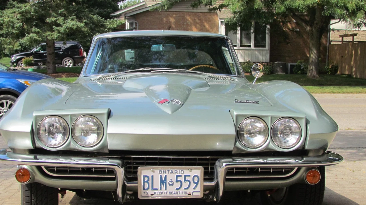 1966 Chevrolet Corvette C2 - Image 29 of 31