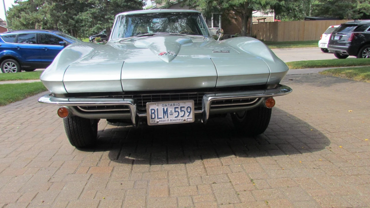 1966 Chevrolet Corvette C2 - Image 13 of 31