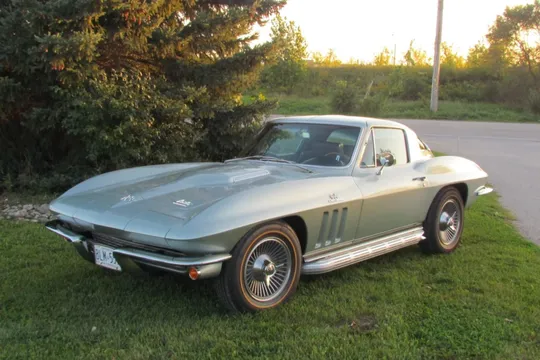 1966 Chevrolet Corvette Coupe L72 427/425 4-Speed