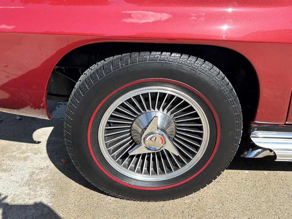 1966 Chevrolet Corvette C2 - Image 23 of 31