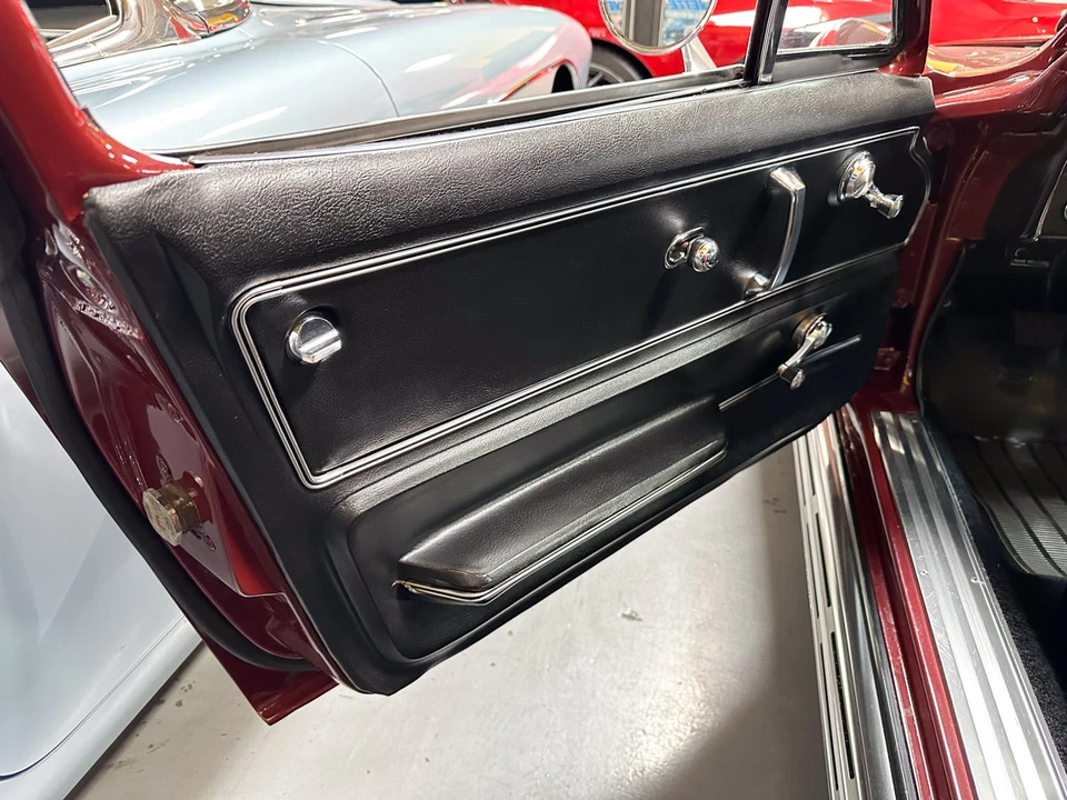 1966 Chevrolet Corvette C2 - Image 26 of 31