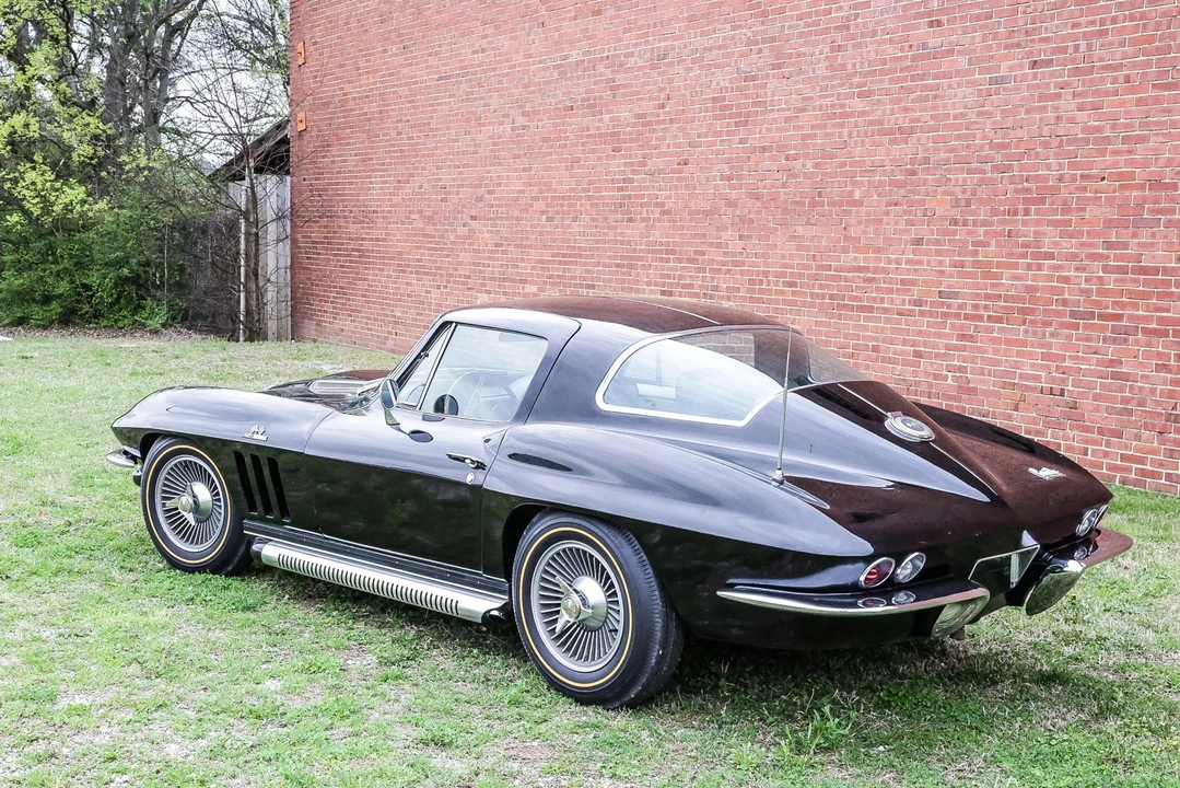 1966 Chevrolet Corvette C2 - Image 17 of 31