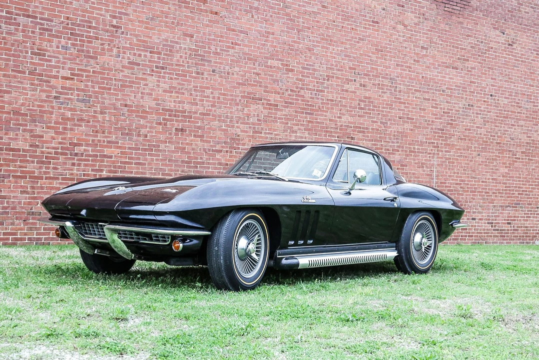 1966 Chevrolet Corvette C2 - Image 5 of 31