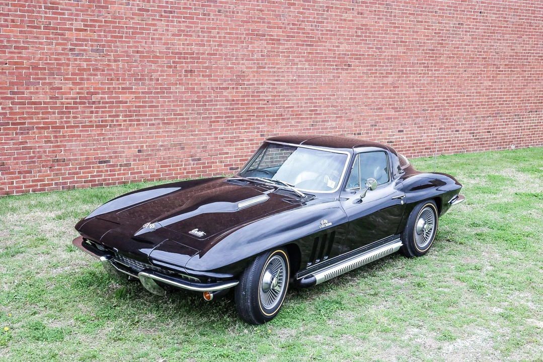 1966 Chevrolet Corvette C2 - Image 4 of 31