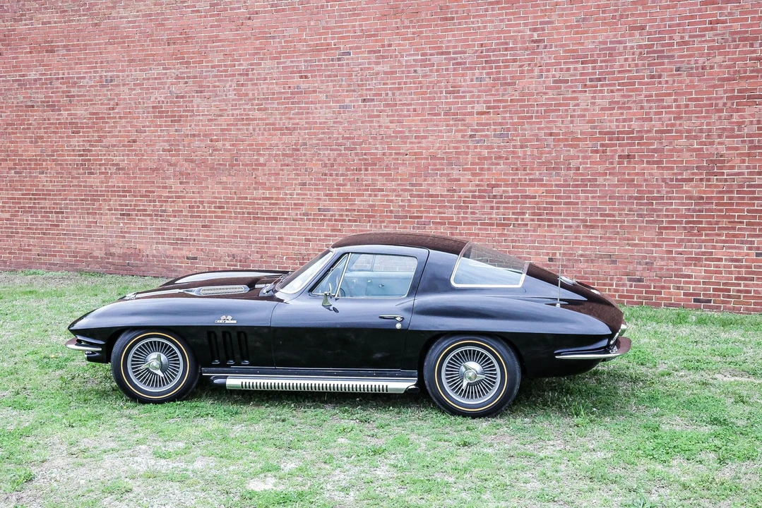 1966 Chevrolet Corvette C2 - Image 9 of 31